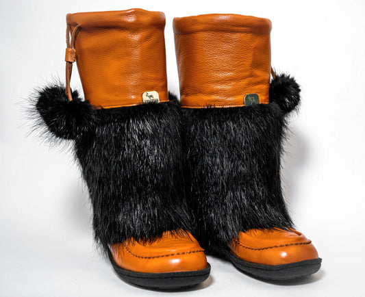 MUKLUK Amishk kushimash