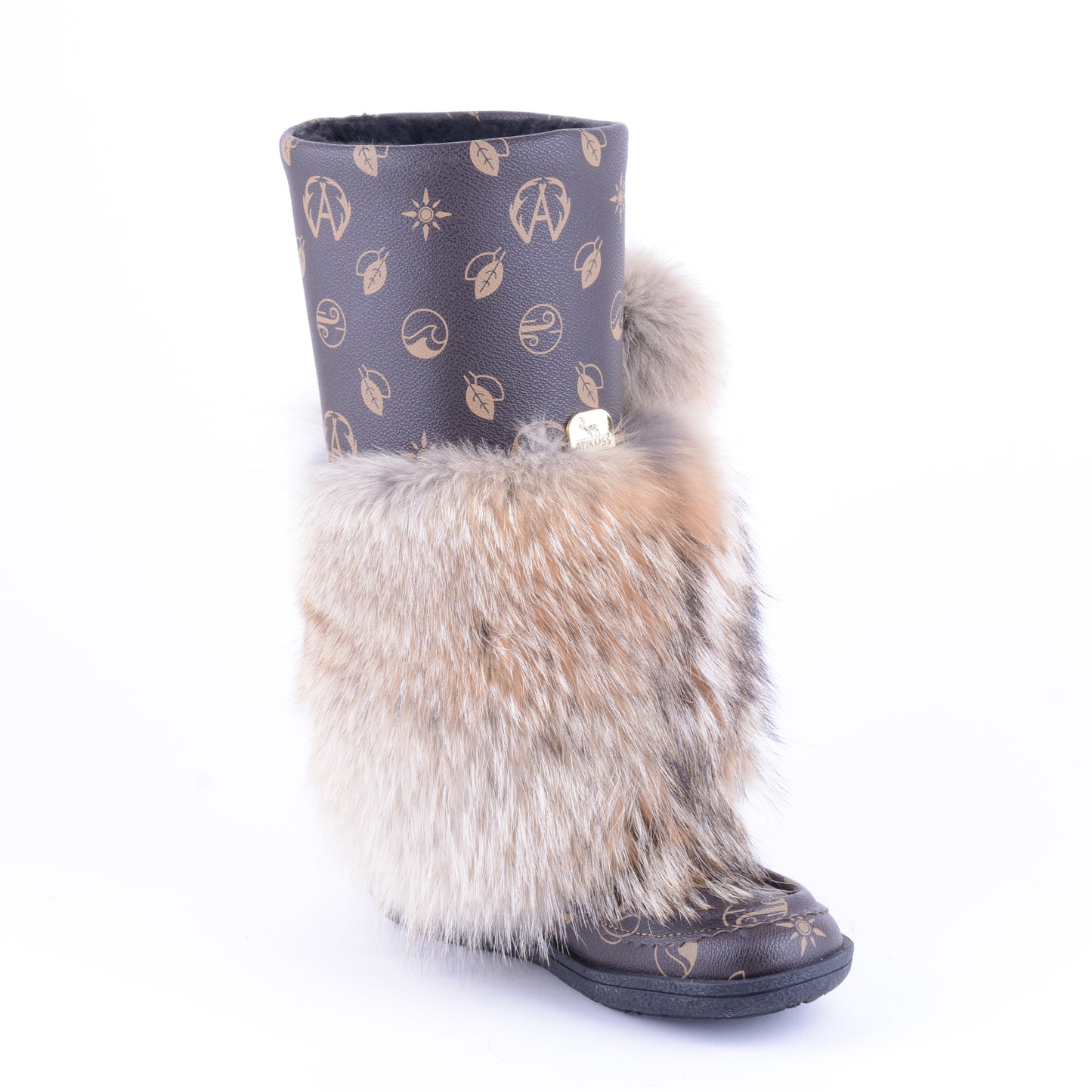 Mukluk terra en coyote