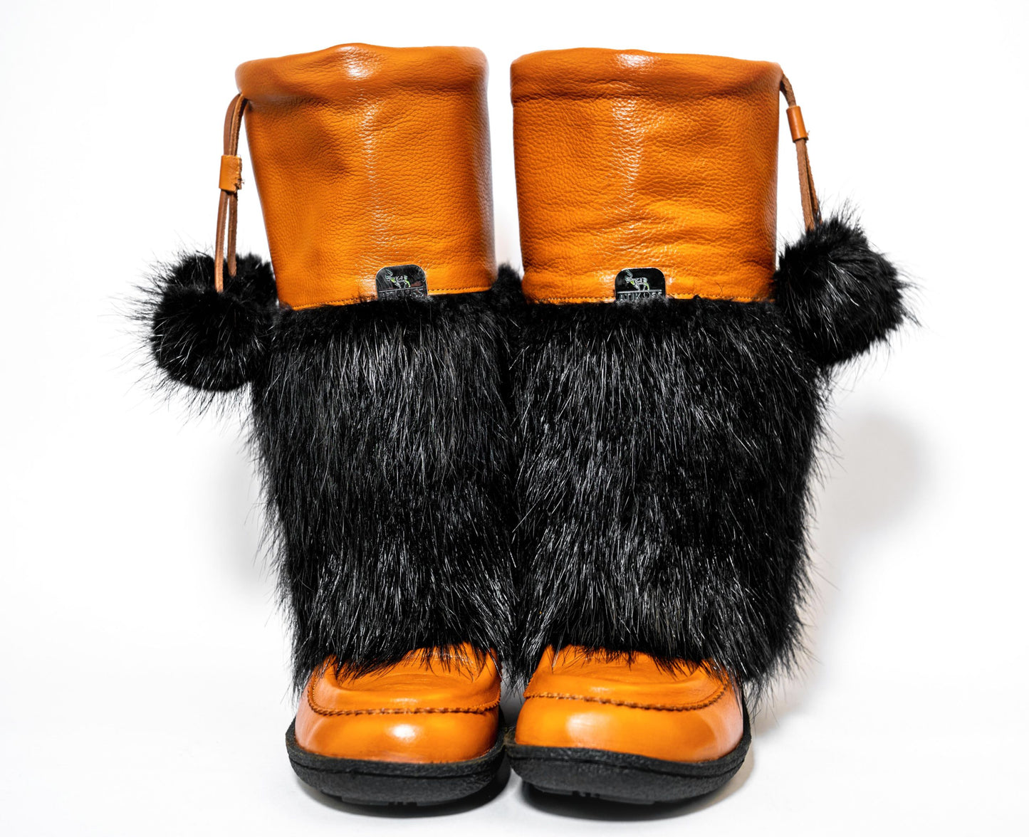 MUKLUK Amishk kushimash