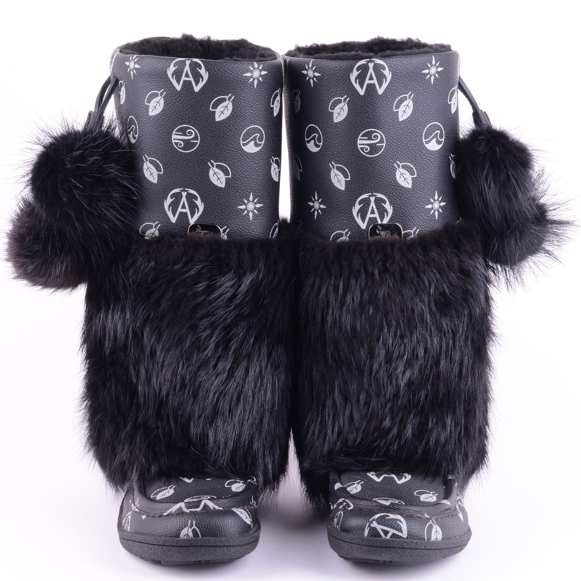 LUNA EN CASTOR NOIR — Le mukluk signature, entre éthique et tradition