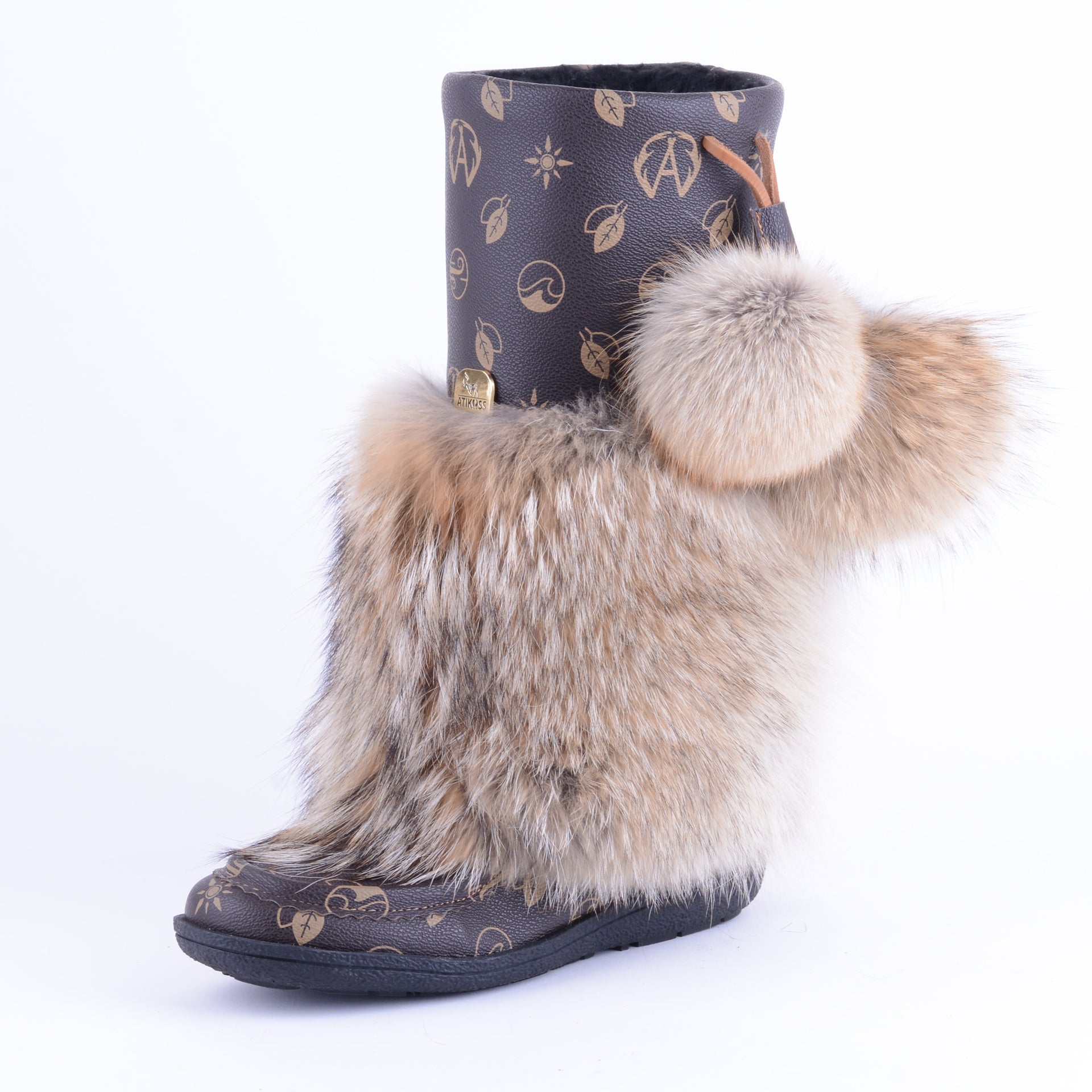 Mukluk terra en coyote