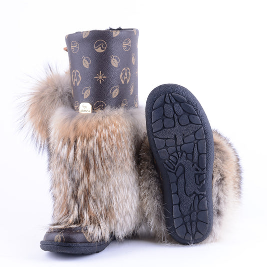 Mukluk terra en coyote