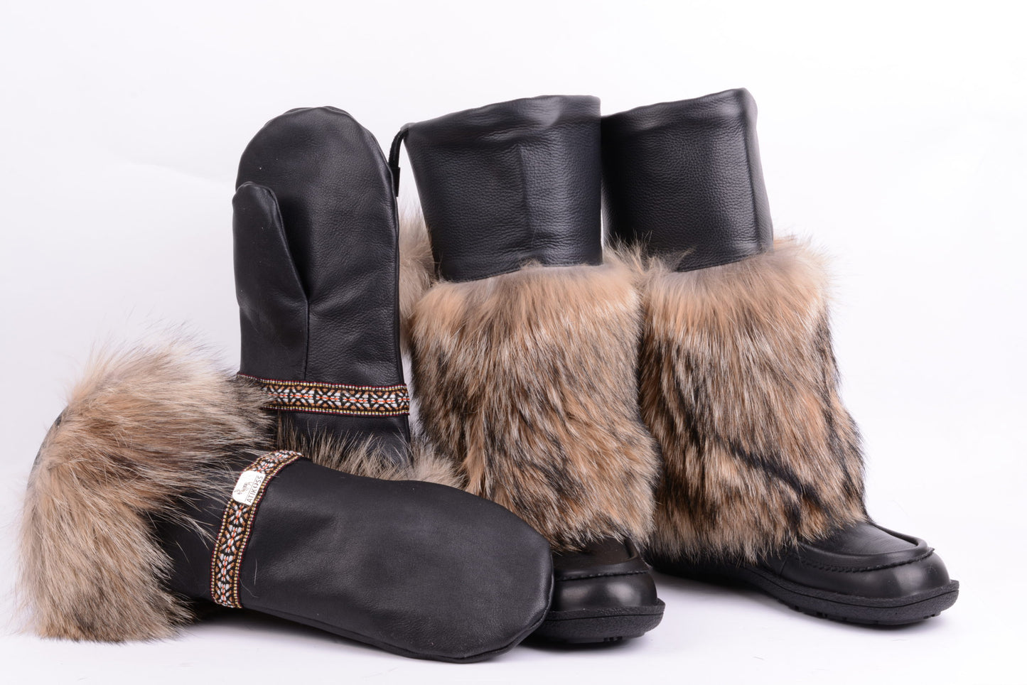 MUKLUK Ishpueiau kauinipat