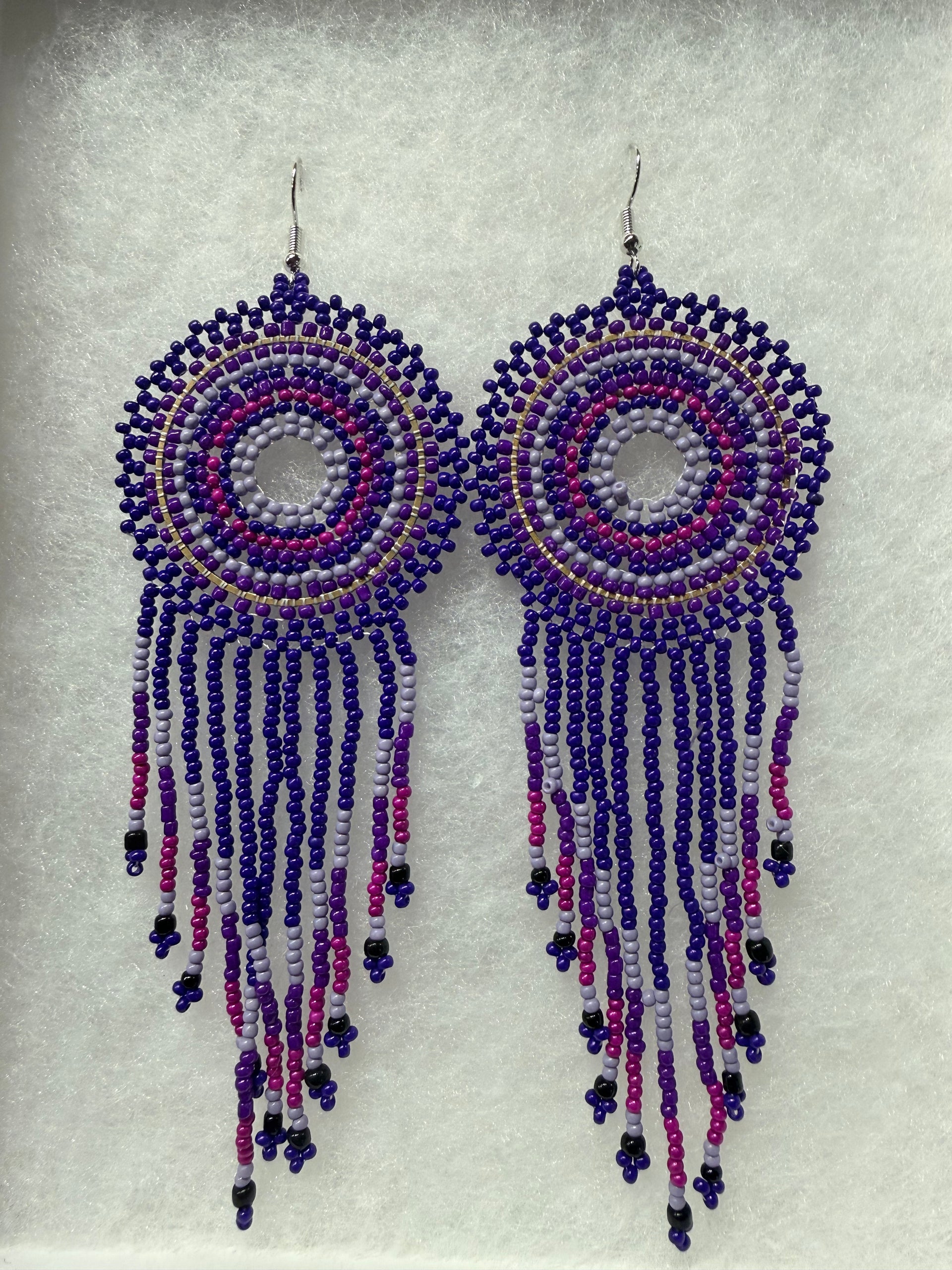 BOUCLES D'OREILLES CAPTEURS DE RÊVES — La tradition, à portée d'oreille
